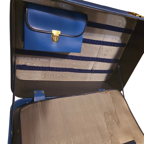 Vintage 70's Adidas traveling suitcase - Picture 14 of 16